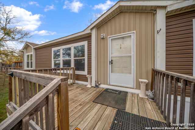 Listing photo id 4 for 155 County Road 6712