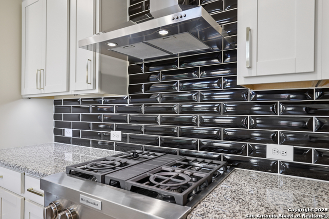 Image 11 of 50 For 333 Canon Hill