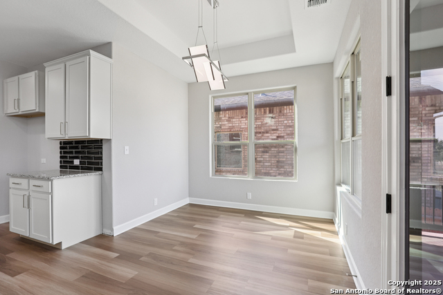 Image 23 of 50 For 333 Canon Hill