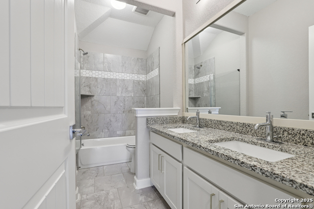 Image 42 of 50 For 333 Canon Hill