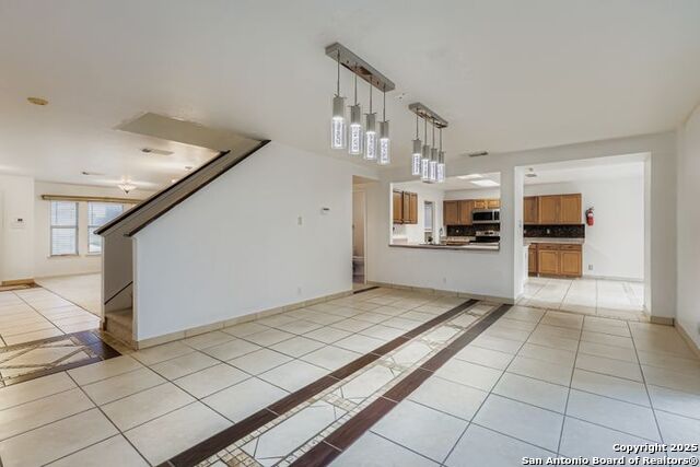 Image 7 of 32 For 14406 Biltmore