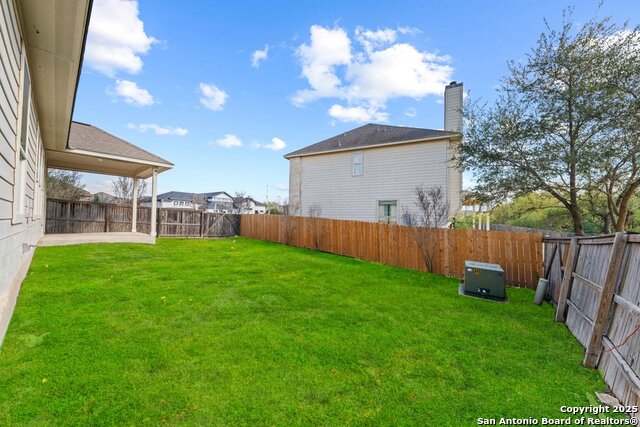 Image 40 of 47 For 11230 Begonia Rock