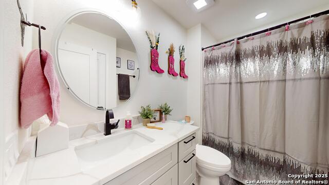 Image 27 of 50 For 8258 Phoenix