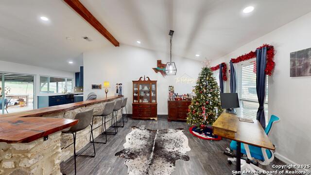 Image 4 of 50 For 8258 Phoenix