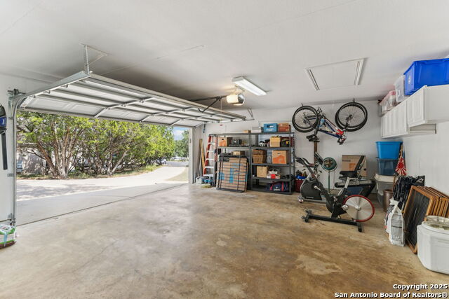 Image 36 of 49 For 27505 Boerne Cliff