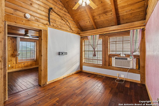 Listing photo id 29 for 430 Stoney Ridge