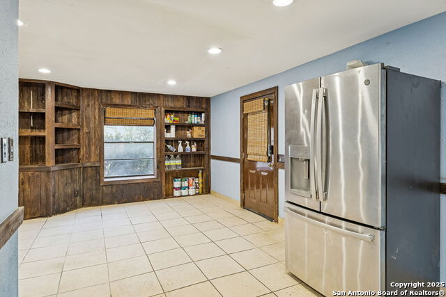 Listing photo id 40 for 430 Stoney Ridge