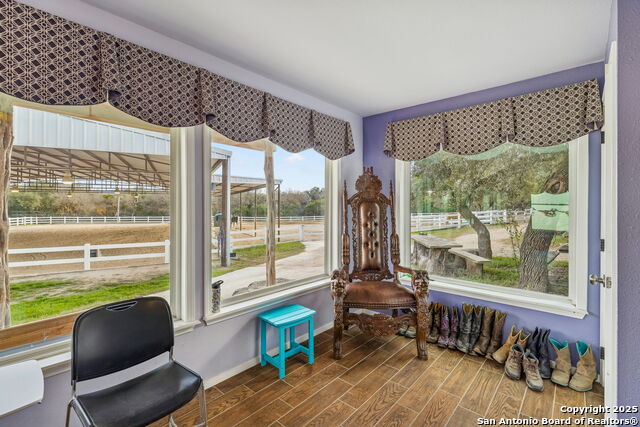 Listing photo id 52 for 430 Stoney Ridge