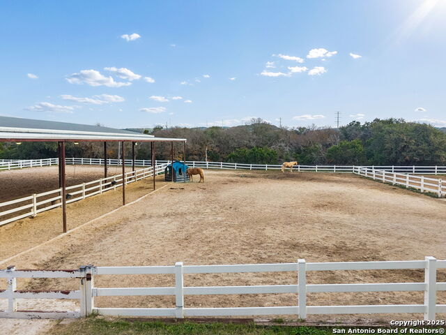 Listing photo id 64 for 430 Stoney Ridge