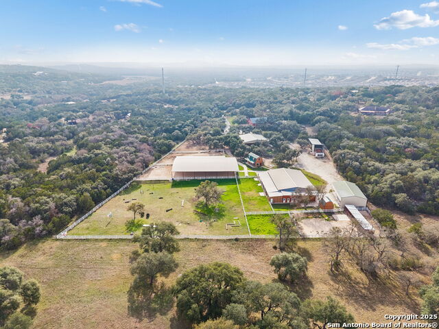 Listing photo id 89 for 430 Stoney Ridge