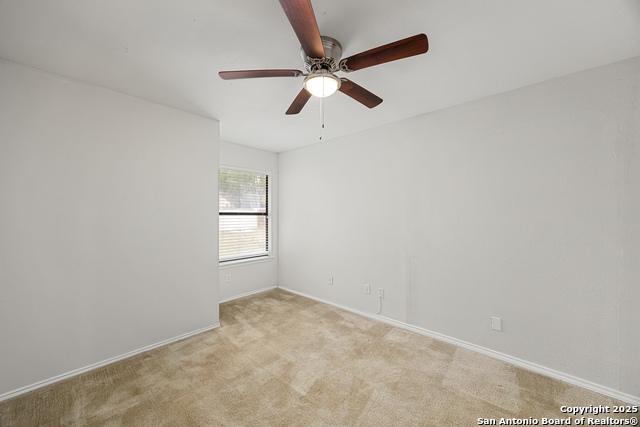 Image 31 of 39 For 5607 Needville