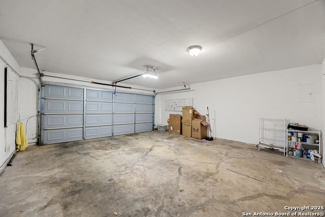 Image 32 of 39 For 5607 Needville