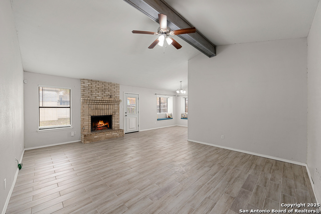 Image 4 of 39 For 5607 Needville