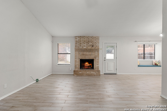 Image 7 of 39 For 5607 Needville