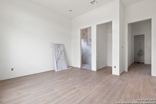 Image 10 of 25 For 23111 Tablerock