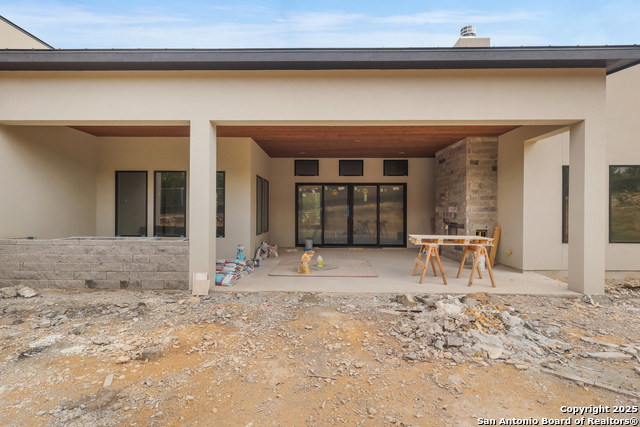 Image 21 of 25 For 23111 Tablerock