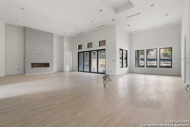 Image 5 of 25 For 23111 Tablerock