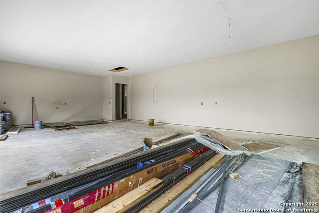 Image 13 of 18 For 23107 Tablerock