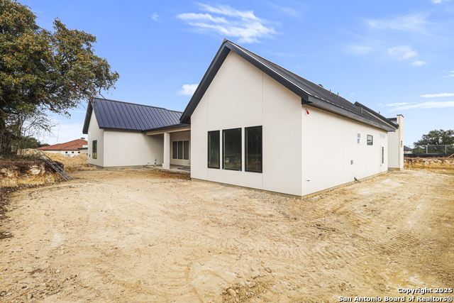 Image 16 of 18 For 23107 Tablerock