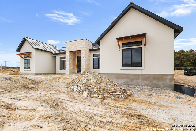 Image 2 of 18 For 23107 Tablerock