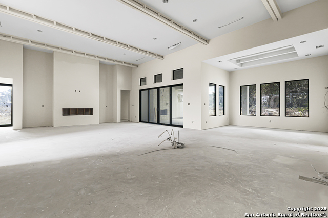 Image 5 of 18 For 23107 Tablerock