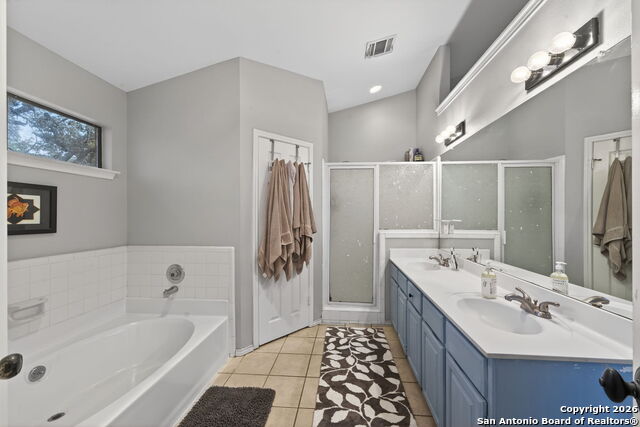 Image 20 of 27 For 7802 Benbrook