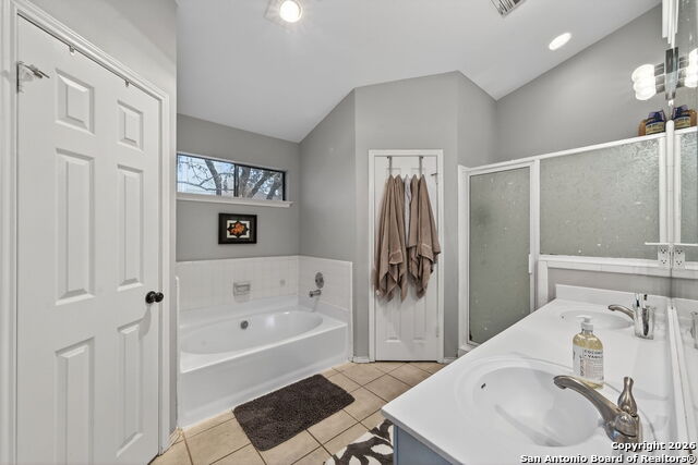 Image 21 of 27 For 7802 Benbrook