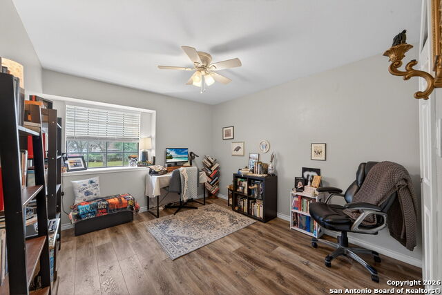 Image 24 of 27 For 7802 Benbrook