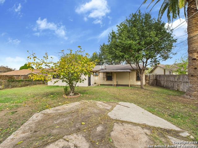 Image 22 of 23 For 5530 Knoll Krest