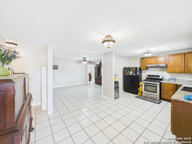 Image 4 of 23 For 5530 Knoll Krest