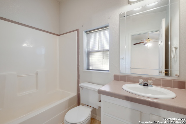 Image 22 of 32 For 1075 Quail Run