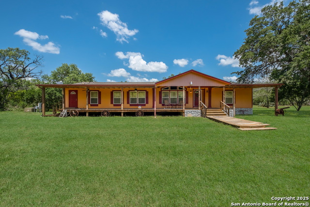 Image 3 of 32 For 1075 Quail Run