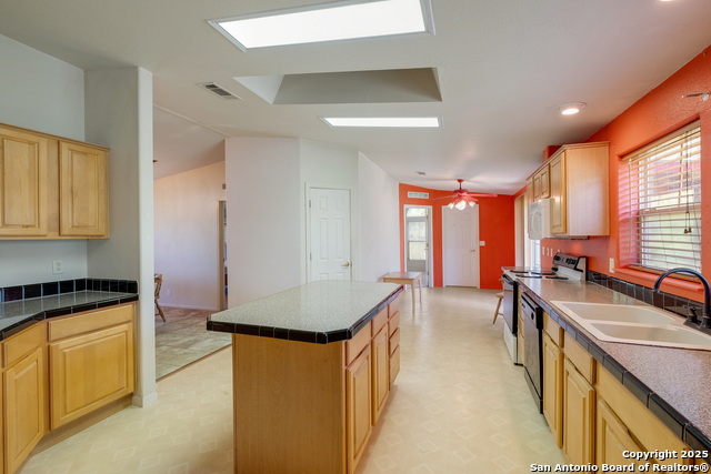 Image 9 of 32 For 1075 Quail Run