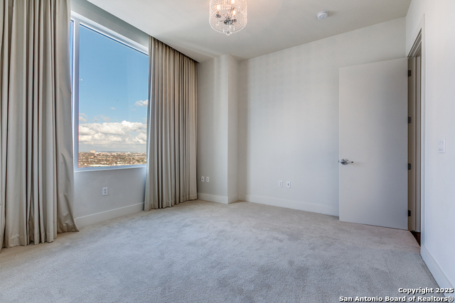 Image 19 of 31 For 610 Market Street E Unit 2510