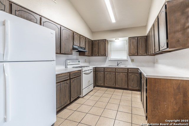 Image 10 of 24 For 317 Gaiety Ln