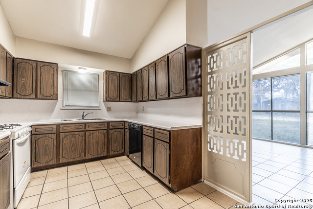 Image 11 of 24 For 317 Gaiety Ln