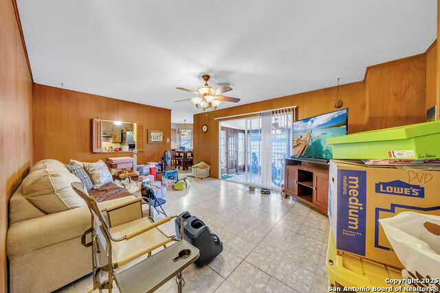 Image 15 of 26 For 3923 Longridge Drive