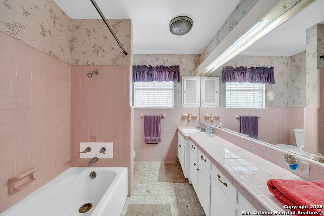 Image 17 of 26 For 3923 Longridge Drive