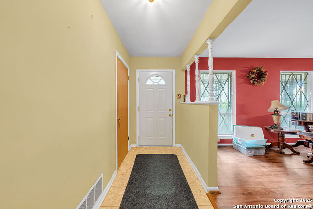 Image 5 of 26 For 3923 Longridge Drive