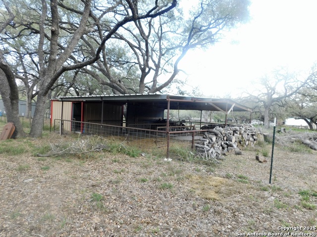 Image 29 of 33 For 30 Crestline Dr