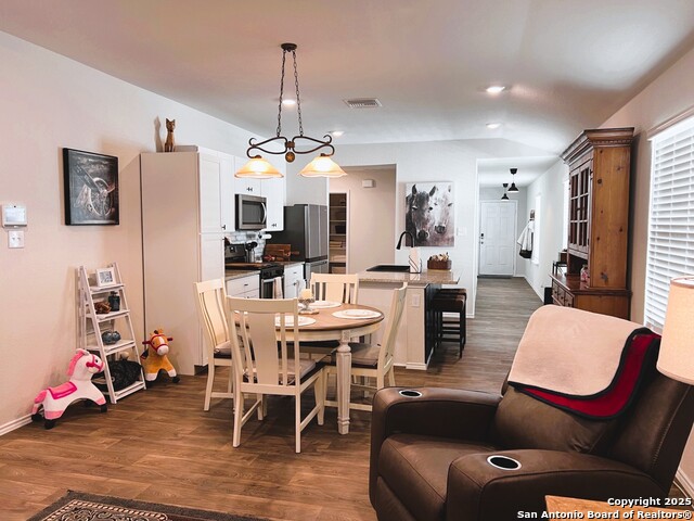 Image 15 of 23 For 4414 Lake Ritter