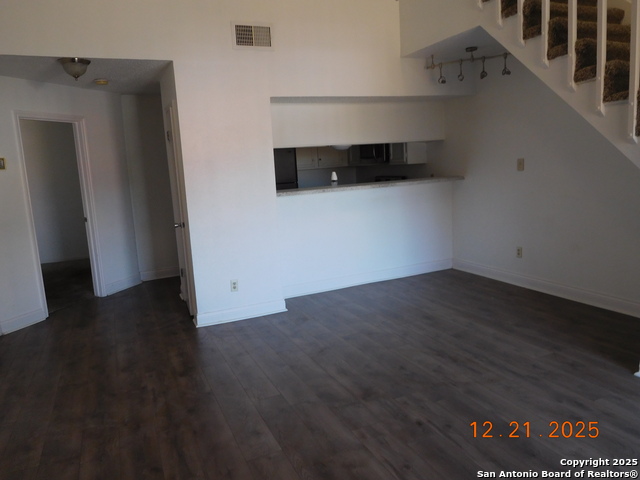 Image 5 of 21 For 4107 Medical 4206