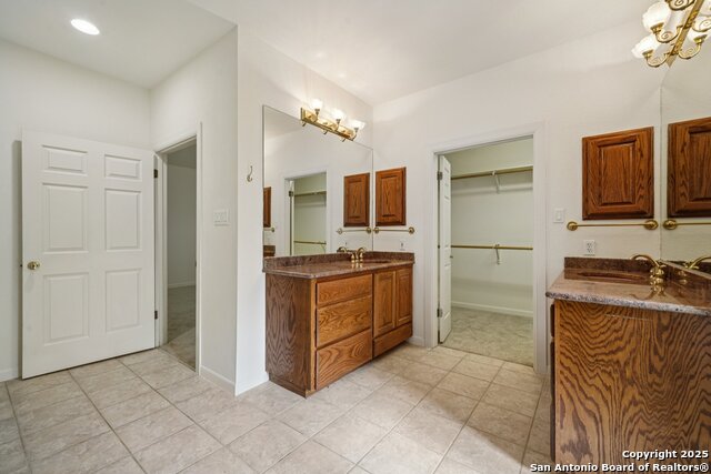 Image 30 of 47 For 17306 Fountain Mist