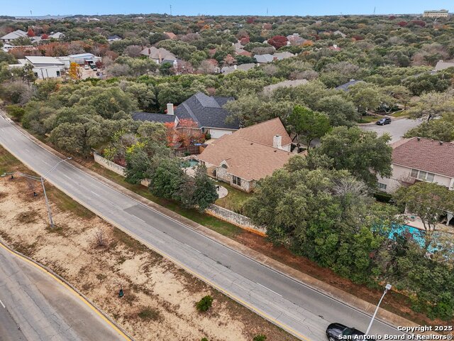 Image 44 of 47 For 17306 Fountain Mist