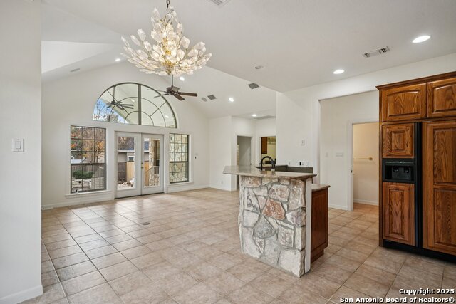 Image 9 of 47 For 17306 Fountain Mist