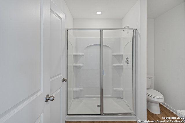 Image 15 of 31 For 16140 Farmer