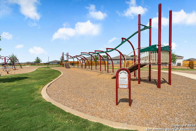 Image 26 of 31 For 16140 Farmer