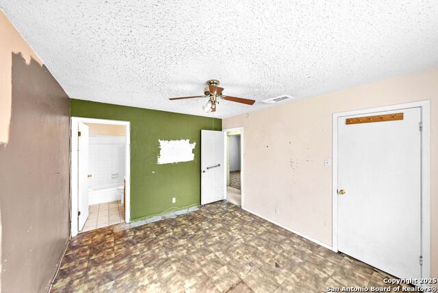 Image 24 of 30 For 2815 Big Horn Dr