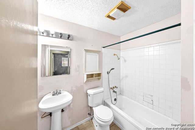 Image 26 of 30 For 2815 Big Horn Dr