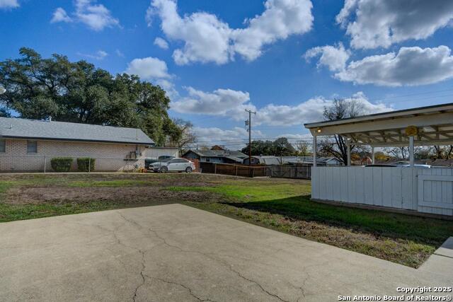 Image 25 of 36 For 150 Sprucewood